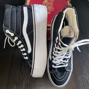 ✨SK8-HI Platform Vans✨